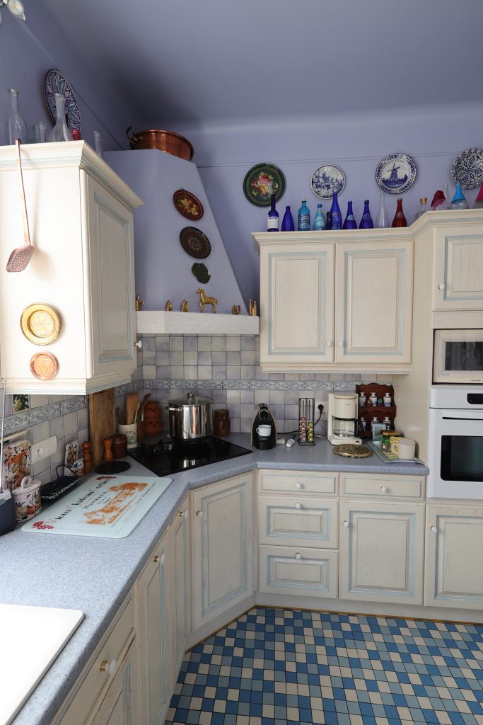 Cuisine du gîte Le Priolat à Saint-Cyprien - vue 1