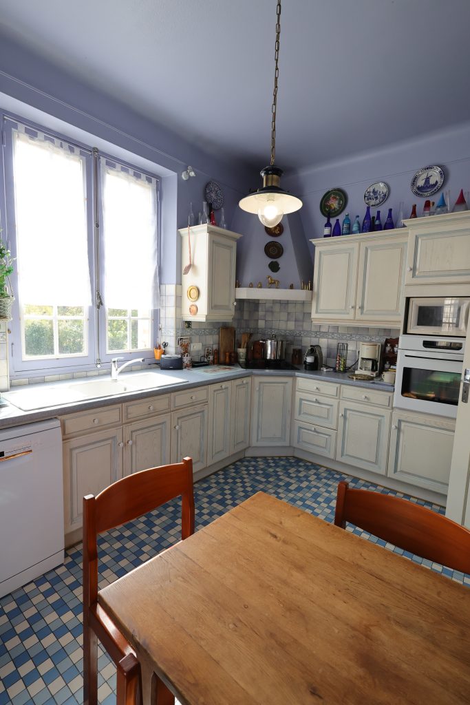 Cuisine du gîte Le Priolat à Saint-Cyprien - vue 3