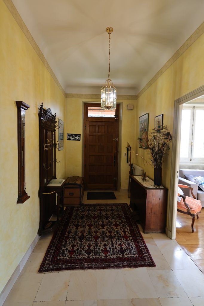 Entrée du gîte Le Priolat à Saint-Cyprien - vue 3